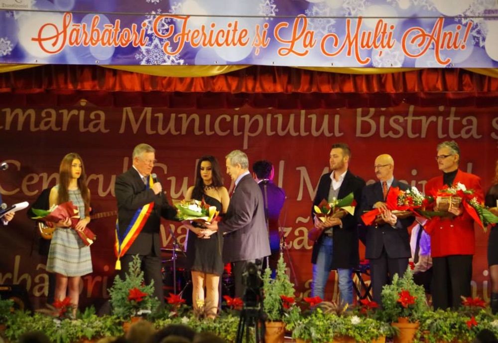 Primăria Bistriţa aşteaptă propuneri pentru Premiile anuale ale municipiului