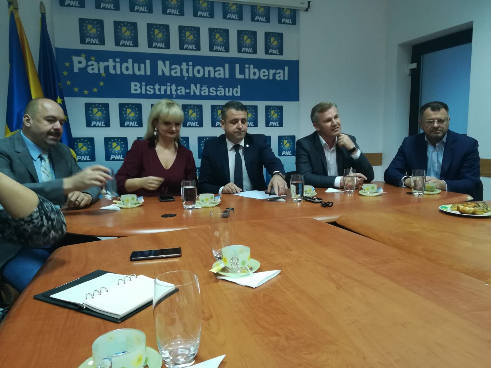 ce7913b7-eee1-4150-914b-8f64cb3ffee4