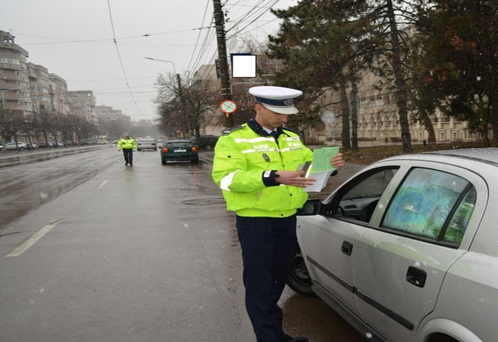 Polițiștii au aplicat duminică 6.324 de sancţiuni contravenţionale, în valoare de 2.169.313 lei