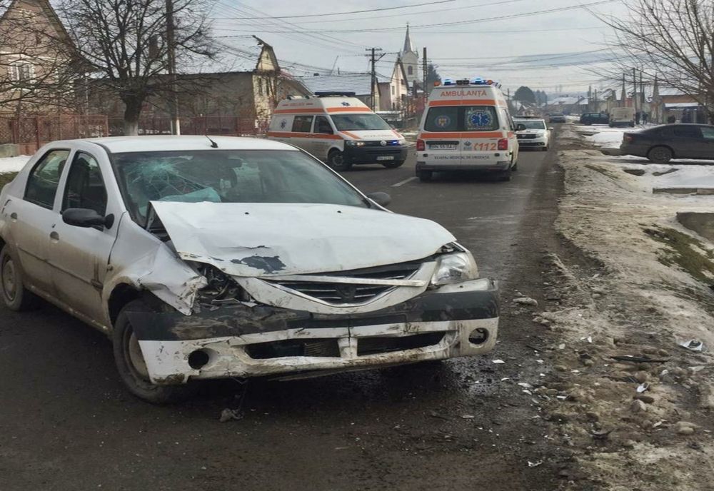 Accident pe DJ 154, în Șieu! Șoferul vinovat, rănit