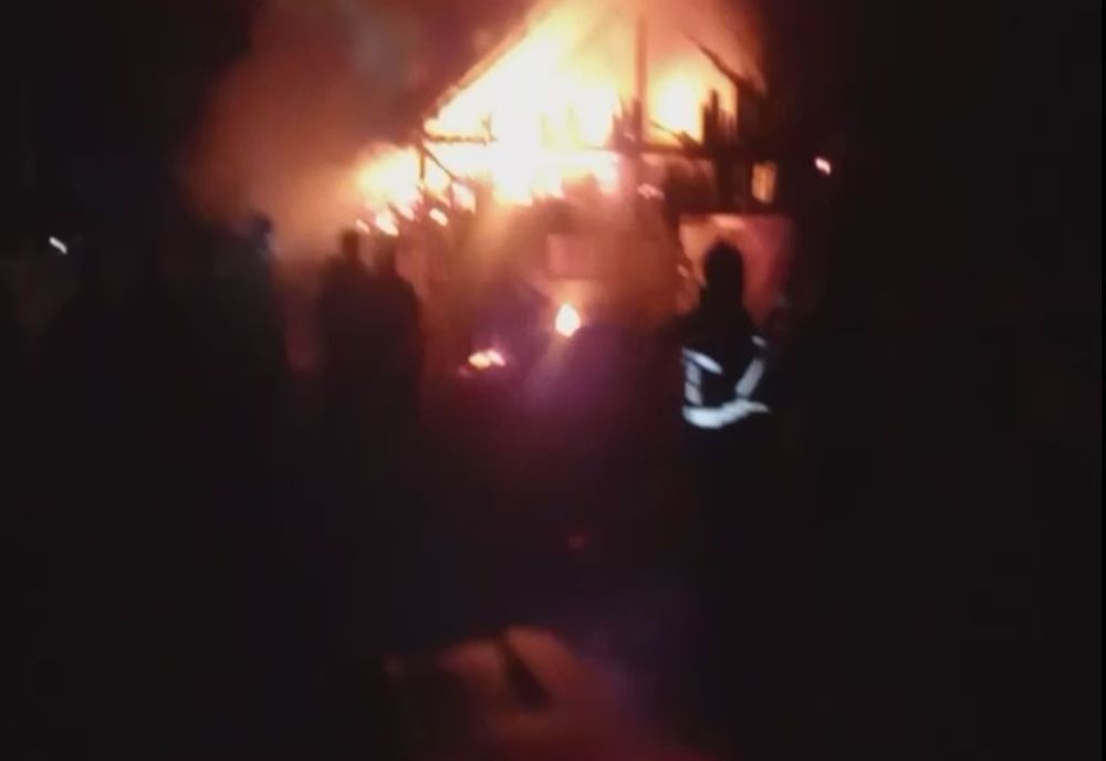 Incendiu puternic în localitatea Cormaia - Sângeorz-Băi