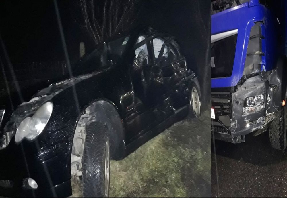 O șoferiță de 28 de ani, la spital, după ce a mașina i-a fost acroșată de o autoutilitară