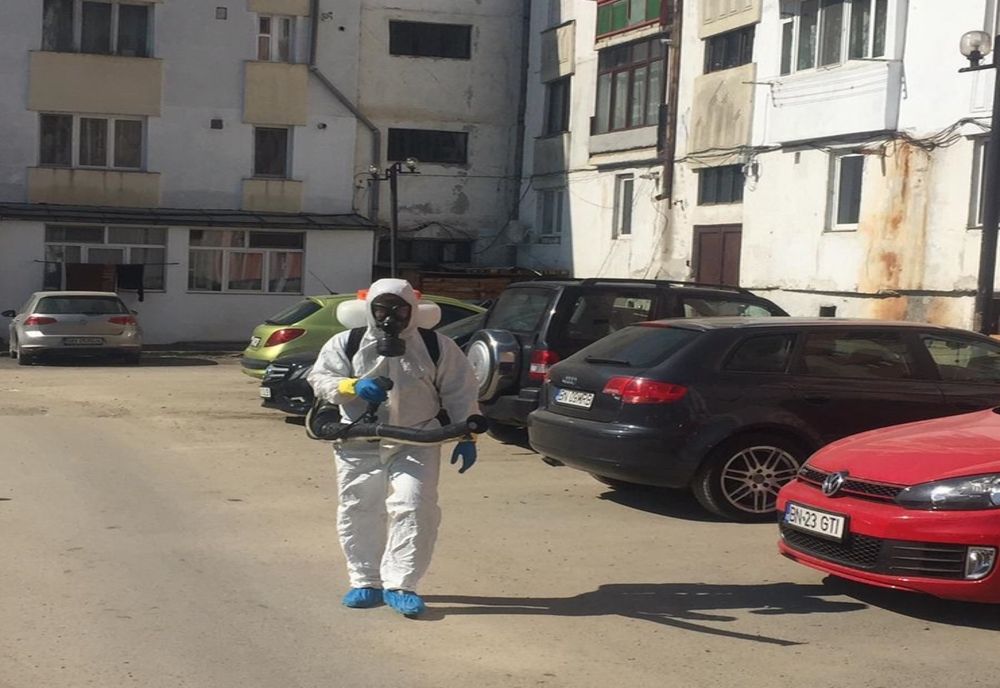 Năsăud: Străzile din oraș vor fi dezinfectate zilnic, iar blocurile o dată la două săptămâni! Vezi graficul și ce alte măsuri a mai luat administrația locală