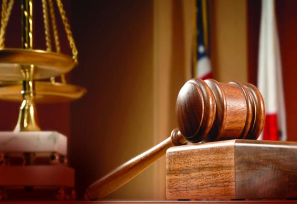 Au mințit în fața instanței și au ajuns cu dosar penal! Acum sunt judecați