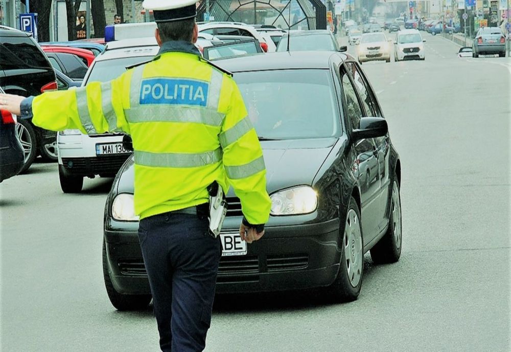 Pus sub control judiciar pentru 60 de zile, după ce nu a oprit la semnalele polițiștilor