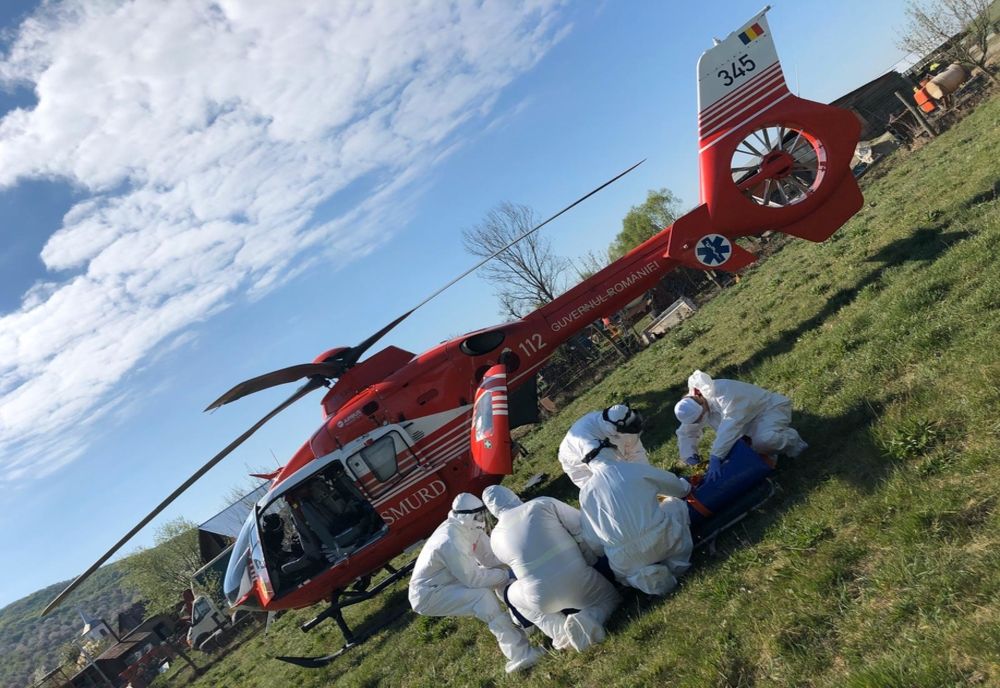 Bărbat din Bistrița-Năsăud, dus cu elicopterul SMURD la UPU Bistrița, după ce a suferit un accident