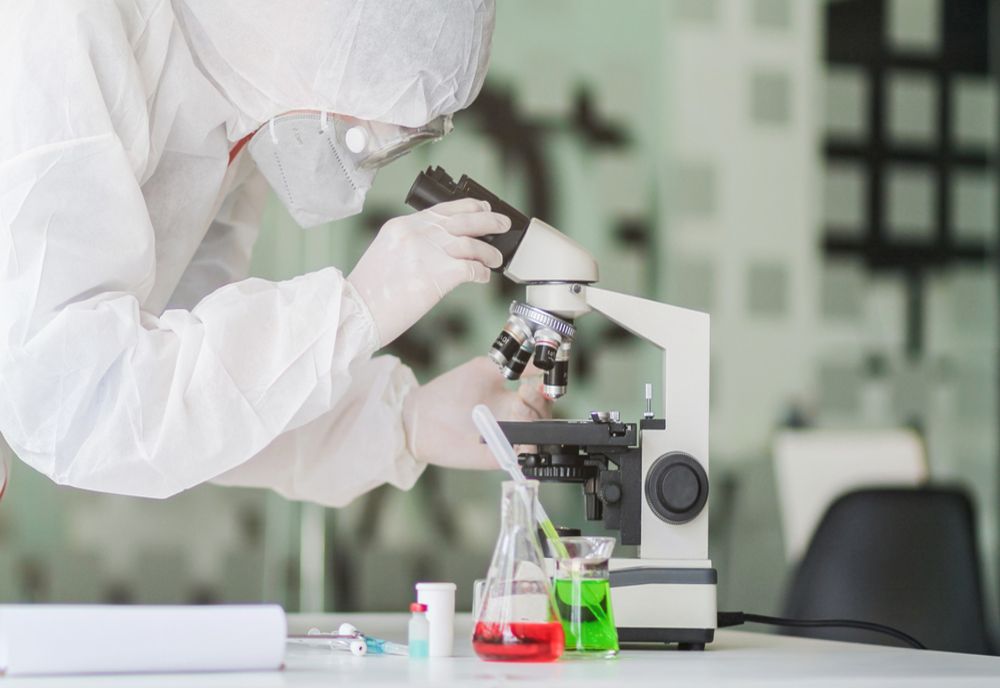 Încă 12 bistrițeni, infectați cu noul coronavirus! Alți 6, vindecați! Situația la nivel național