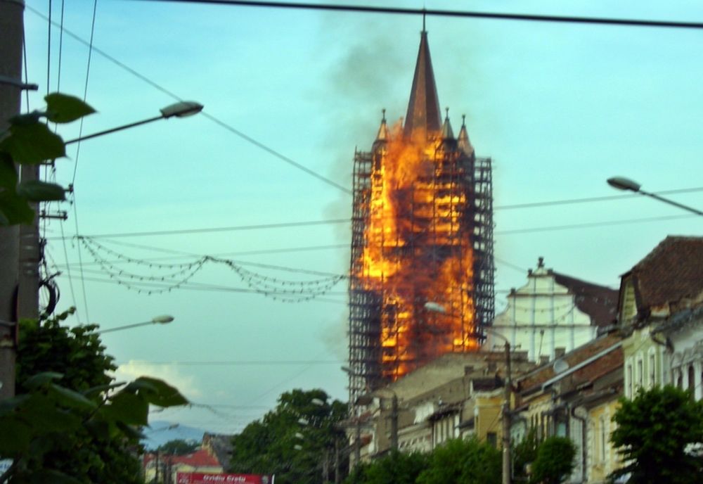 Biserica Evanghelică, la 12 ani de la incendiul devastator! În acestă seară are loc rugăciunea ecumenică, de comemorare a tragicului eveniment