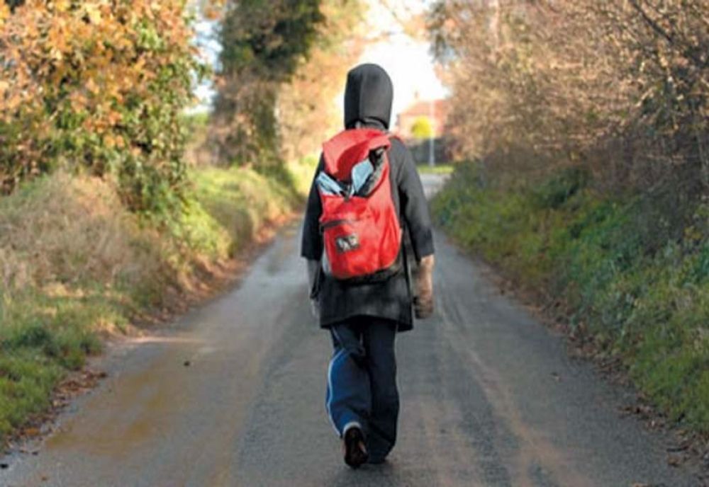 Trei minori dispăruți de acasă, găsiți în Gara Beclean! Doi dintre ei au fugit de acasă fiindcă erau bătuți