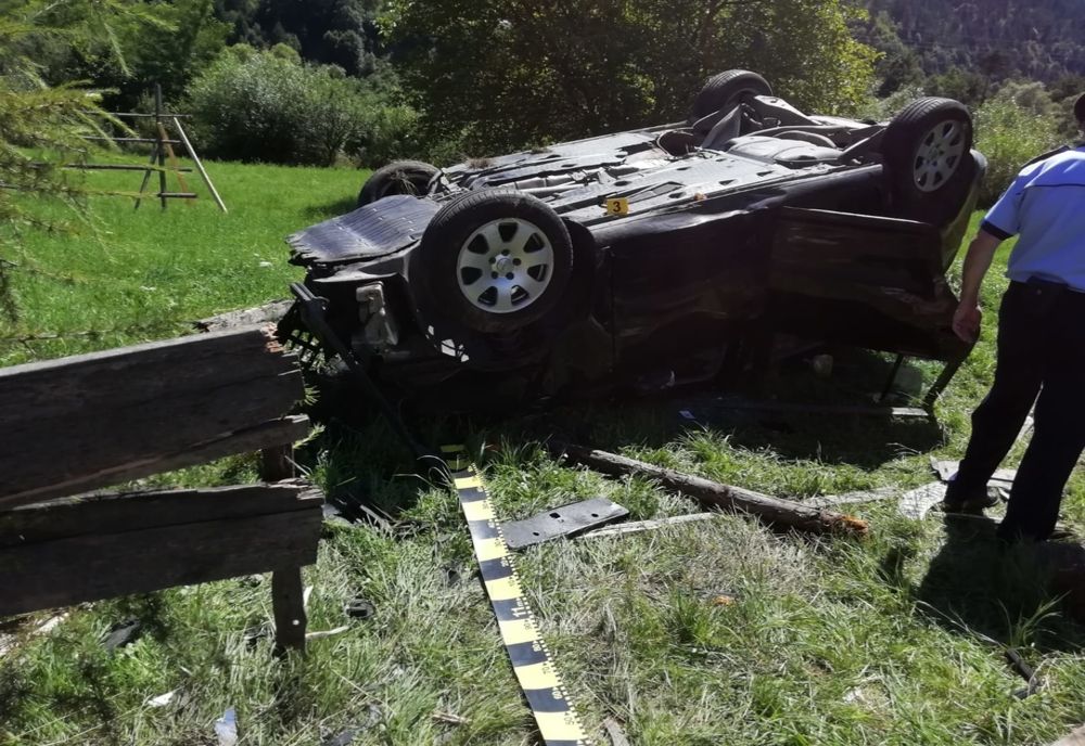FOTO: Accident pe DN 17 C, între Sângeorz Băi și Cormaia! Doi copii și trei adulți, la spital