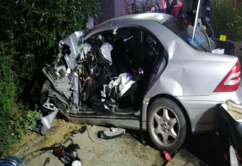 FOTO: Accident mortal pe DN 17, în Uriu! Un maramureșean și-a pierdut viața și alte 4 persoane sunt rănite grav