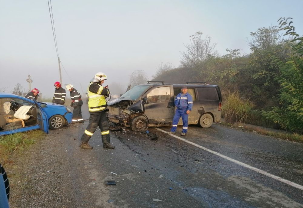 FOTO | Accident cu trei victime pe Drumul Sigmirului