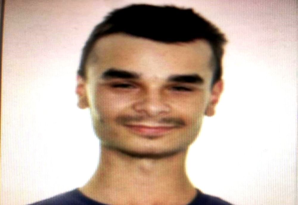L-AȚI VĂZUT? Tânăr din  Năsăud, dispărut de acasă, căutat de familie și polițiști
