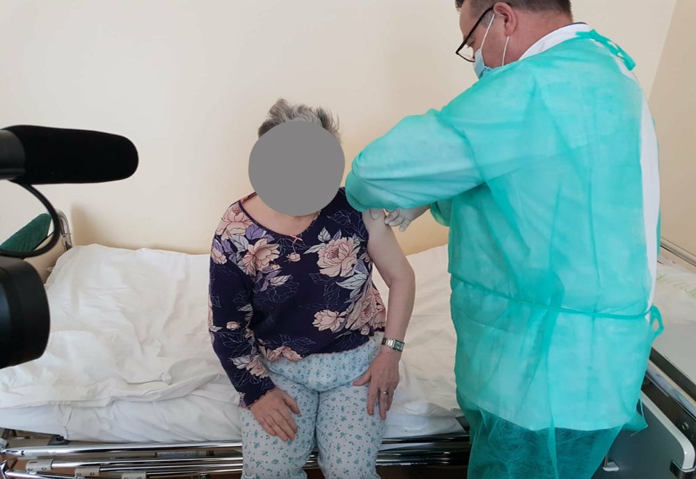 A început a doua etapă de vaccinare în Bistrița-Năsăud! Care sunt centrele funcționale de pe raza județului