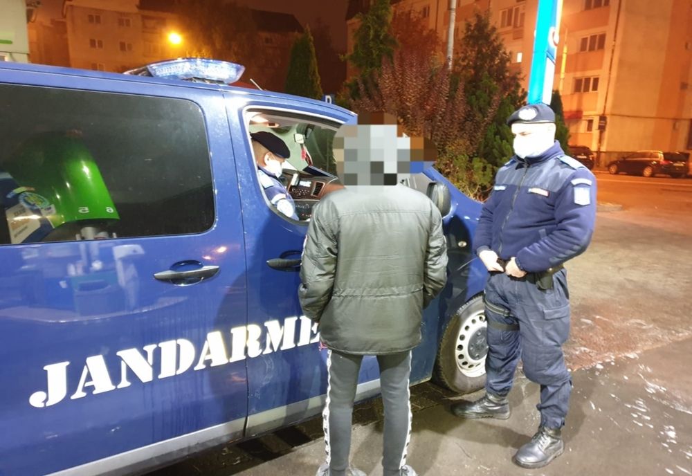Peste 70 de sancțiuni, aplicate de jandarmii bistrițeni! Majoritatea pentru nepurtarea măștii de protecție