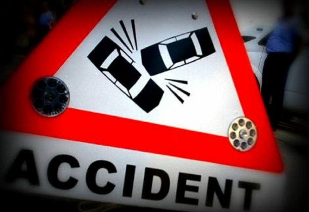 Două persoane din Bistrița-Năsăud, rănite într-un accident pe DN 17 C, au fost transportate la spital