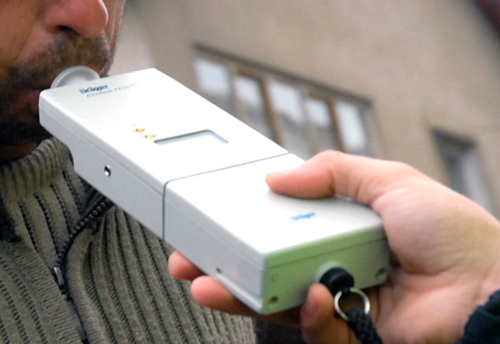 Bârgăuan, în pragul comei alcoolice, la volan! Valoarea indicată de etilotest, uriașă!