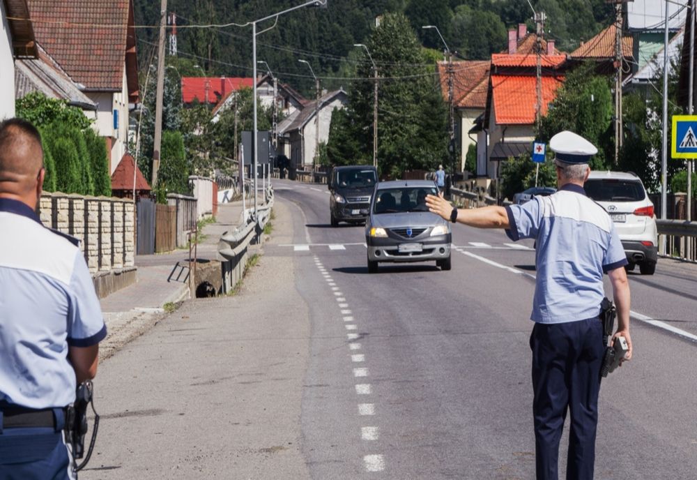 FOTO/VIDEO: 180 de accidente rutiere, soldate cu 11 decese și 70 de răniți grav, în ultimii 2 ani și jumătate, în Bistrița-Năsăud! Polițiștii, în acțiune pe DN 17, pentru prevenirea unor astfel de evenimente