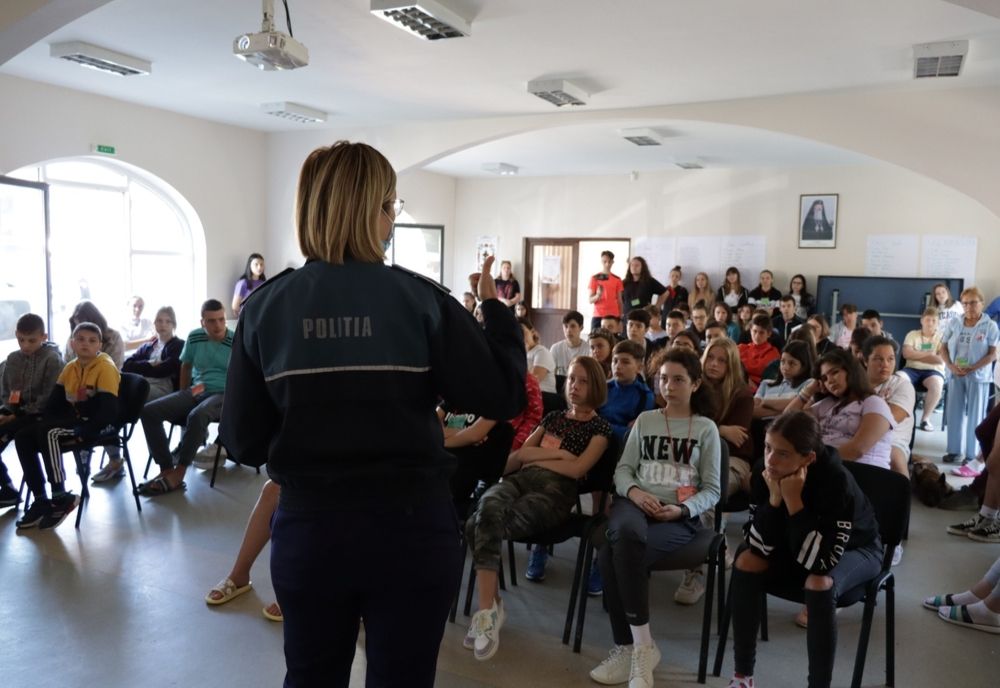 FOTO/VIDEO: M.A.I aproape de tineri pentru o vacanță în siguranță