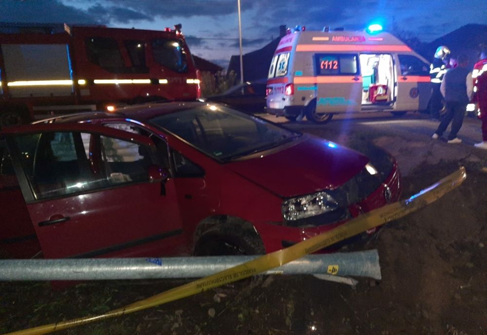 FOTO: O femeie din Susenii Bârgăului și o fetiță de 5 ani, rănite într-un accident, în Bistrița! Șoferul vinovat era beat și fără permis