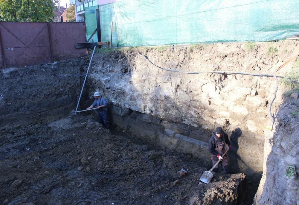 Încă o parte din istoria Bistriței, scoasă la suprafață de cercetătorii Complexului Muzeal