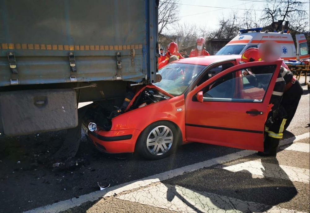 Accident în Beclean! O femeie a ajuns la spital