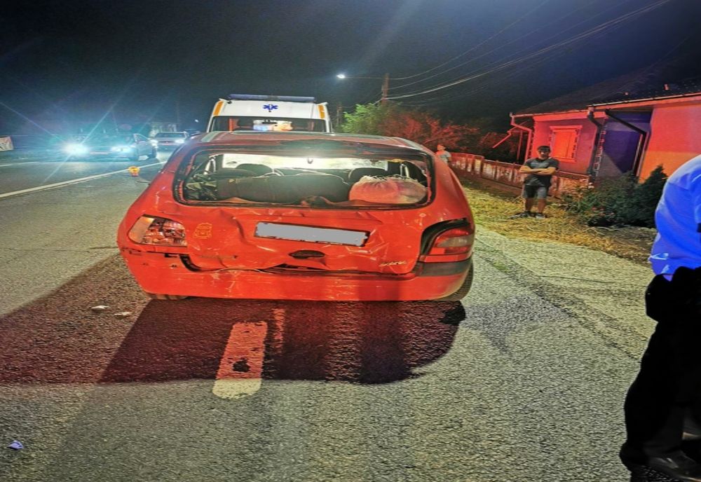 Accident rutier în Ciceu Mihăiești! Două minore au fost rănite şi au ajuns la spital (FOTO)