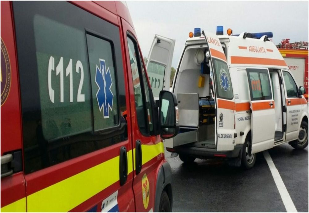 Cal lovit de un şofer din Zalău în Bistriţa! Trei persoane au ajuns la spital