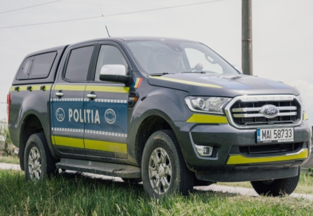 Două persoane din Pinticu, reținute după ce au omorât un câine