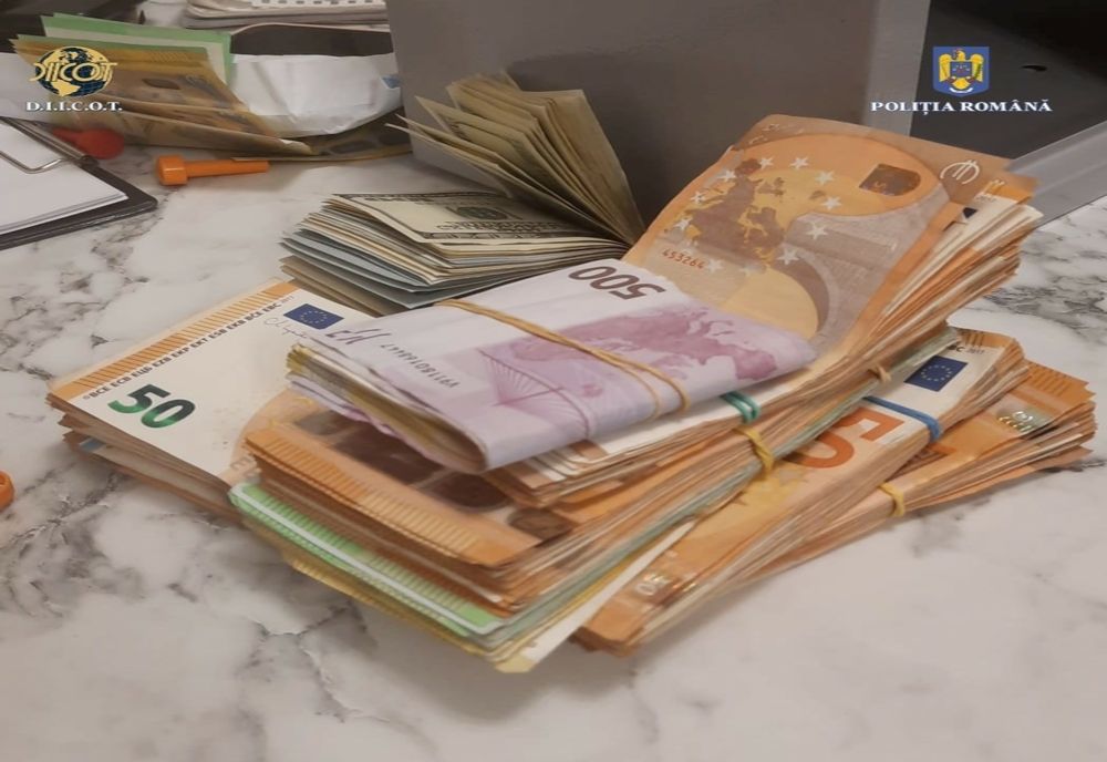 Percheziții într-un dosar de constituirea unui grup infracțional organizat, spălarea banilor și  contrabandă! Cum operau membrii grupului