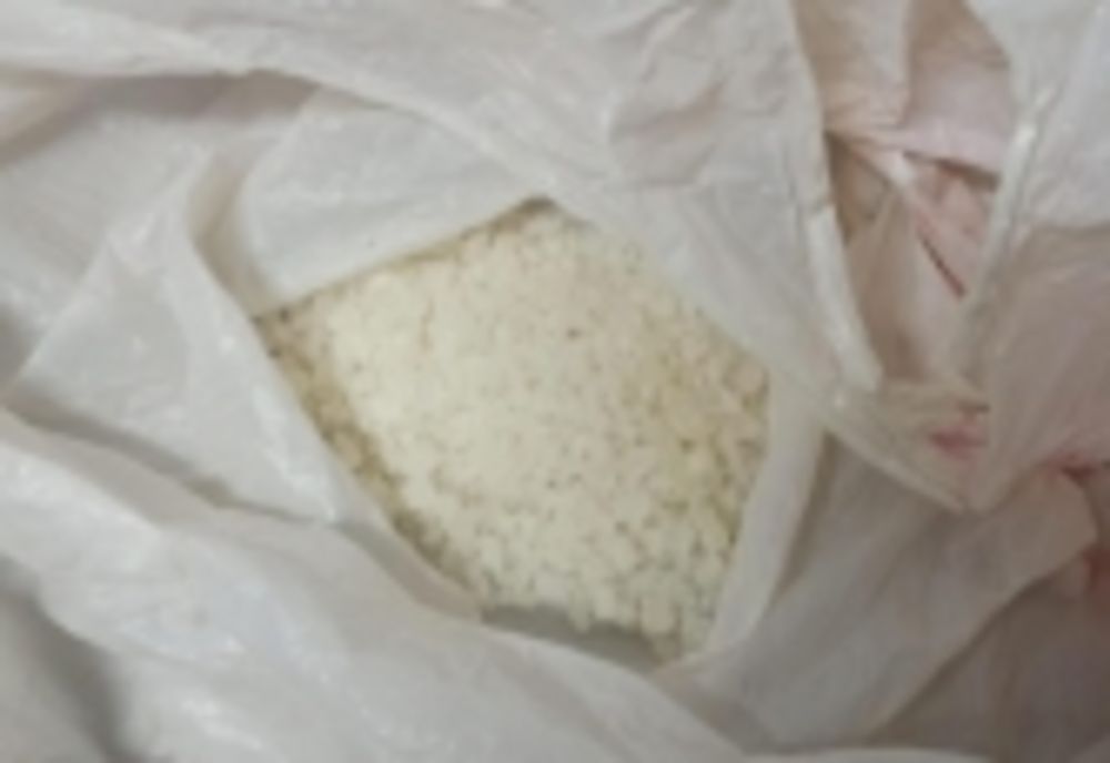 Droguri descoperite asupra unui tânăr! Ce le-a trezit suspiciuni polițiștilor- FOTO