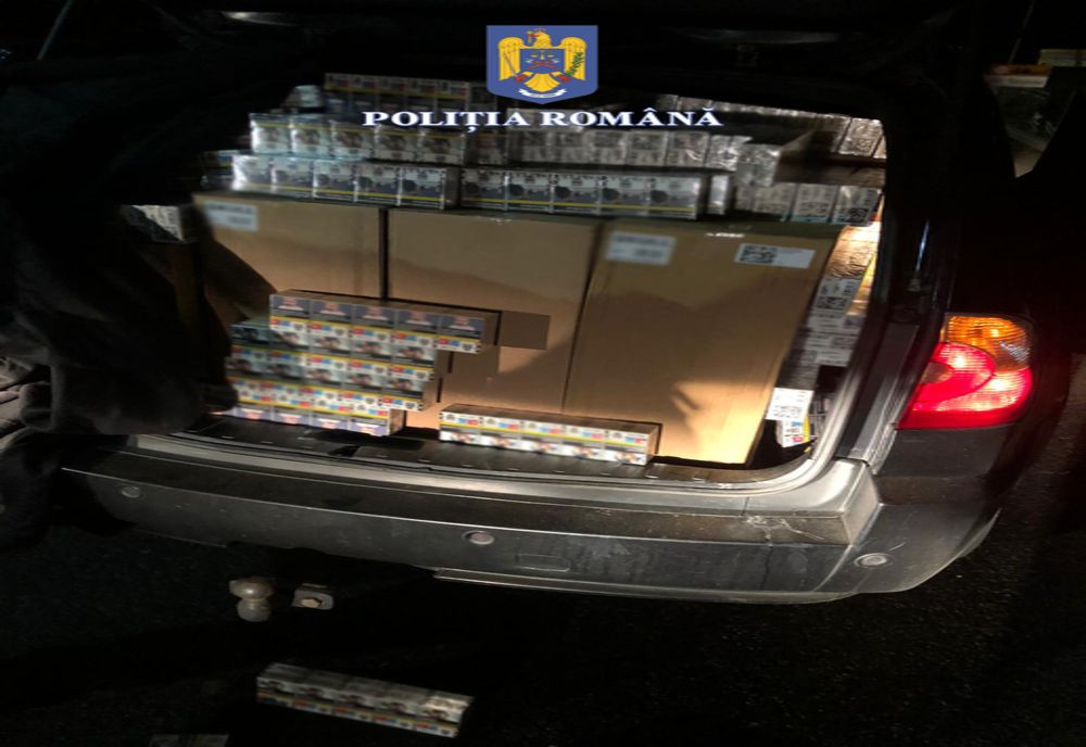 Țigări în valoare de peste 200.000 de lei, confiscate de polițiștii Serviciului de Investigare a Criminalității Economice