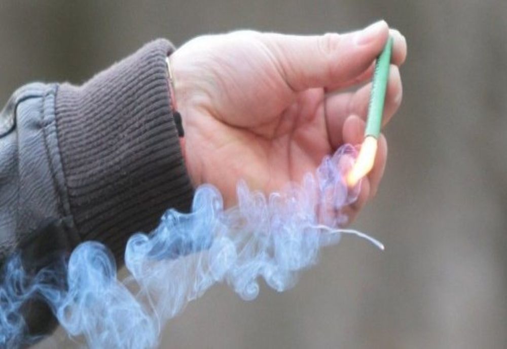 Copil aproape orbit din cauza unei petarde. Medicii, îngroziți: "A ajuns la spital cu ochiul scos. Altul a pus o petardă într-o sticlă care a explodat"