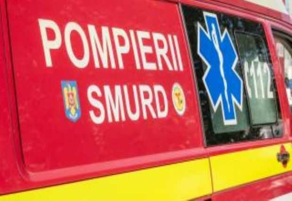 PIETON LOVIT DE DOUĂ MAŞINI, PE DJ 173F; UN ŞOFER A PĂRĂSIT LOCUL ACCIDENTULUI
