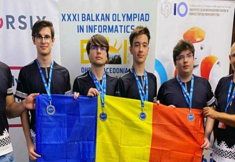ELEVII ROMÂNI OBTIN MEDALII DE ARGINT ȘI BRONZ LA OLIMPIADA BALCANICĂ DE INFORMATICĂ