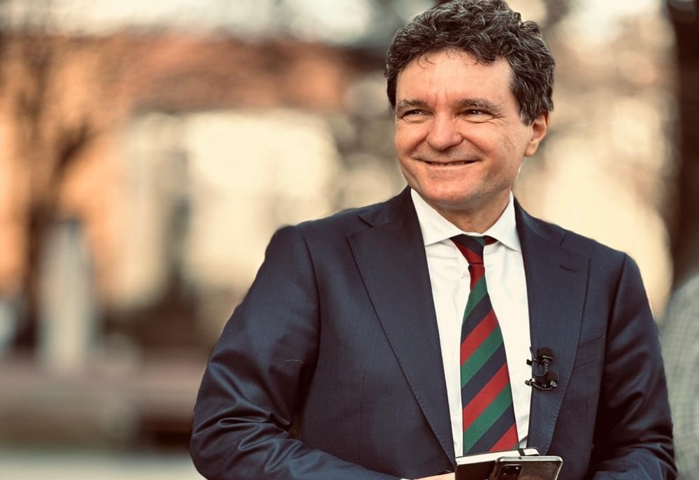 NICUȘOR DAN: AM VOTAT PENTRU SPERANȚĂ, PENTRU UN NOU ÎNCEPUT PENTRU ROMÂNIA