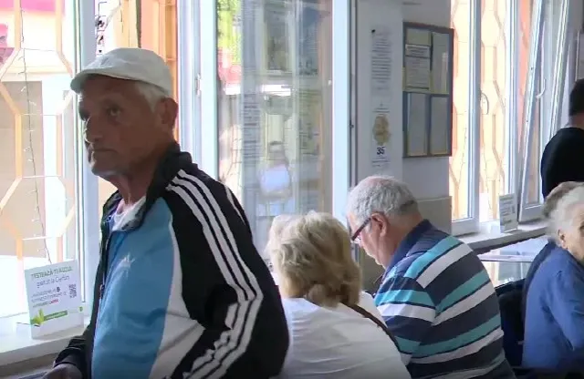 Pensionarii, împinși spre datorii după guvernarea Bolojan. Seniorii pierd bani în lipsa indexării