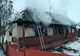 O casă dintr-un sat din Bistrița-Năsăud, afectată de un incendiu. Cauza probabilă, un scurt-circuit la rețeaua electrică
