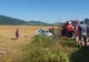 Impact violent între două mașini, în Bistrița-Năsăud. O persoană a rămas blocată într-unul dintre autoturisme (FOTO/VIDEO)