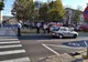 FOTO/VIDEO: Doi tineri, loviți de un autoturism pe o trecere de pietoni din Bistrița! Ambii au ajuns la spital, unul în stare foarte gravă