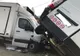 FOTO: Accident în Salva! Două autoutilitare s-au ciocnit. Trei persoane au ajuns la spital