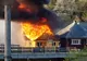 FOTO/Video: Acoperișurile a patru case și două autoturisme, afectate de incendiu, la Ilva Mică
