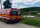FOTO: Autoturism, lovit de un tren accelerat, în Bistrița-Năsăud! Șoferul a scăpat doar cu câteva zgârieturi