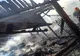 FOTO: Gospodărie din Telciu, afectată de un incendiu! Flăcările au pornit de la o afumătoare