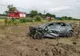Accident pe DN 17, în Podirei! Șoferul, beat criță, a rupt parapetul de pe marginea șoselei și a aterizat pe câmp