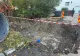 Femeie de 80 de ani, salvată de pompieri după ce a căzut într-o groapă de doi metri